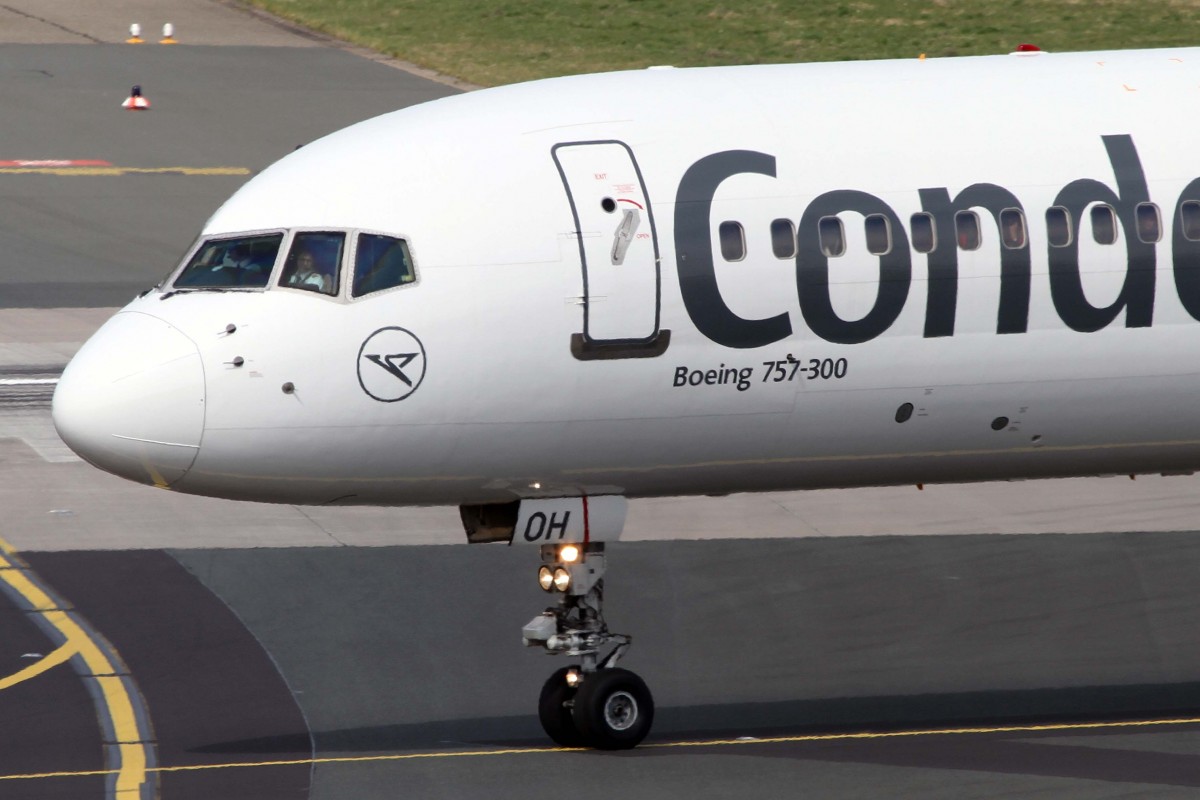 Condor, D-ABOH, Boeing,757-330 wl (Bug/Nose ~ neue DE-Lkrg.), 03.04.2015, DUS-EDDL, Düsseldorf, Germany
