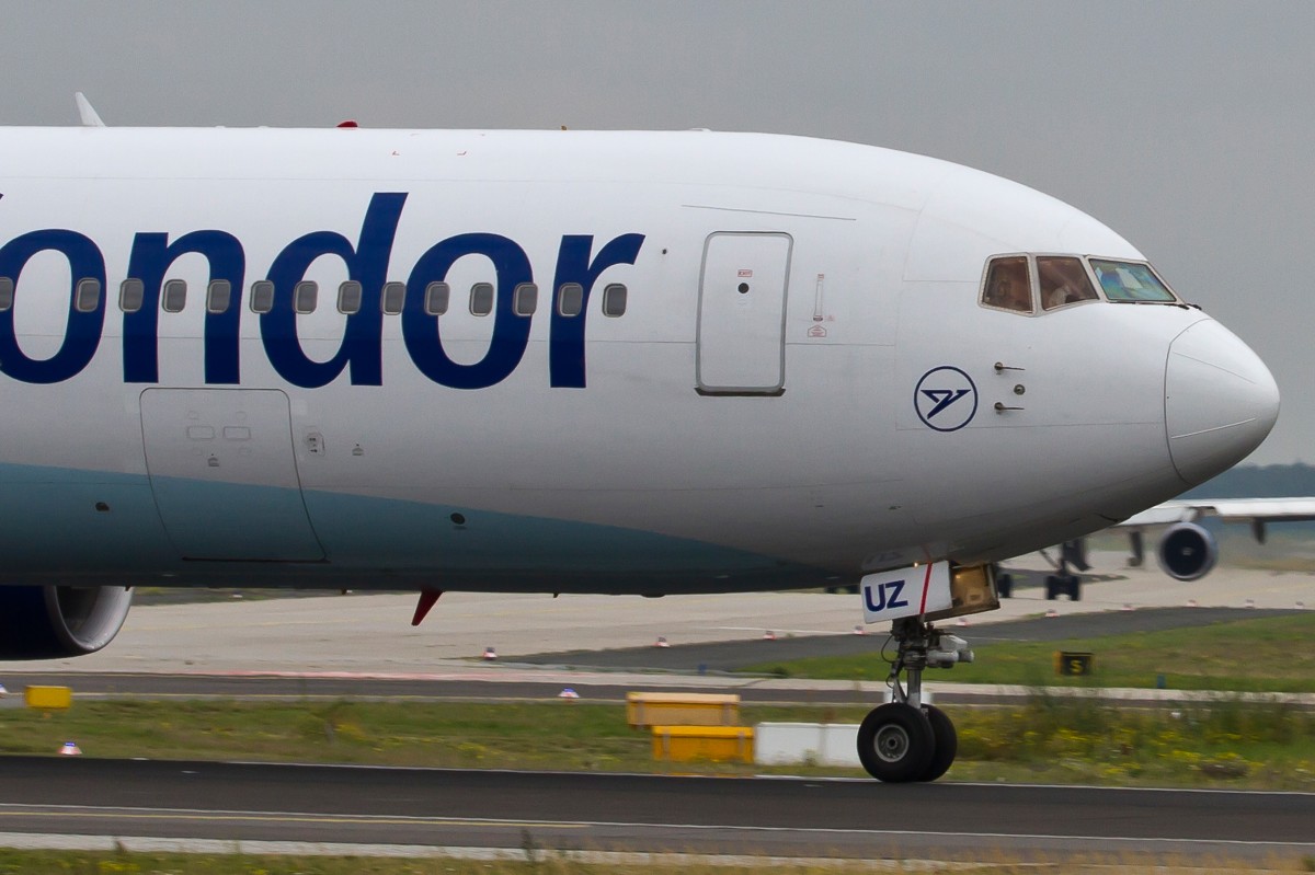 Condor, D-ABUZ, Boeing, 767-300 ER (Der  Ja zu FRA  FanFlieger ~ Misch-Lkrg.~  Bug/Nose), 15.09.2014, FRA-EDDF, Frankfurt, Germany