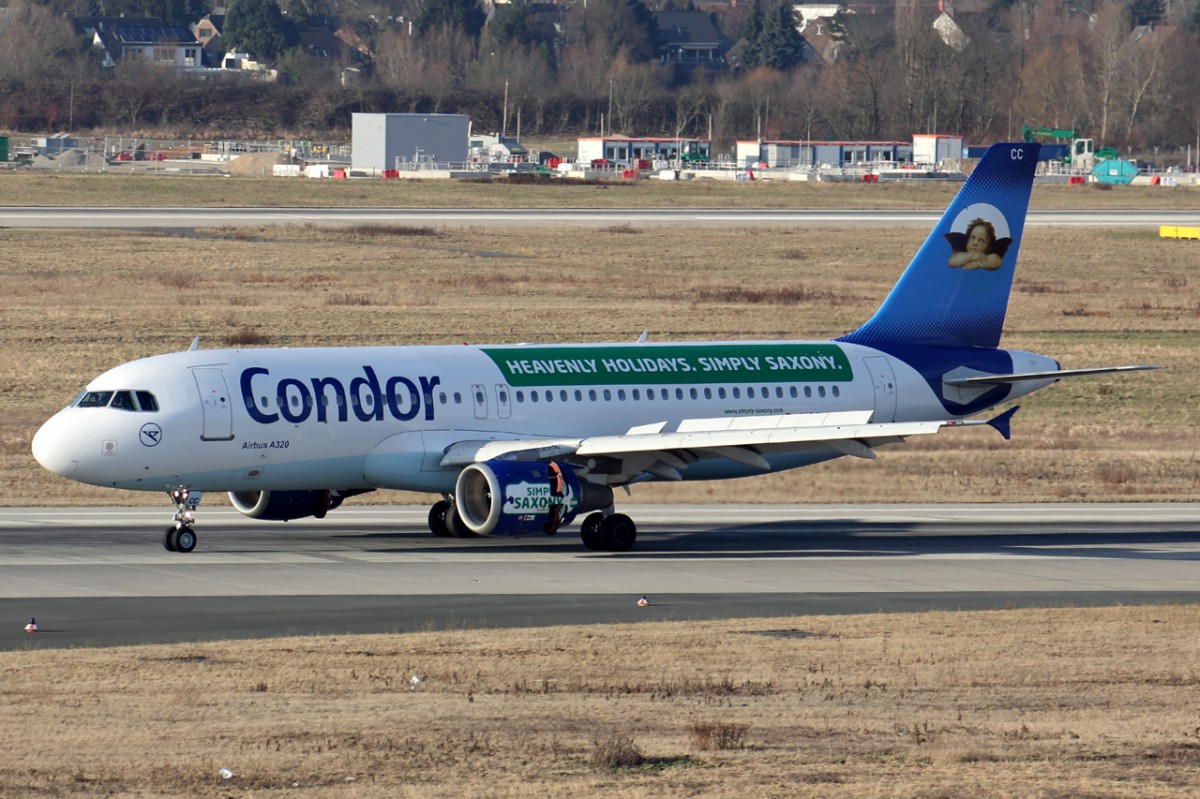 Condor D-AICC nach der Landung in Düsseldorf 14.2.2015