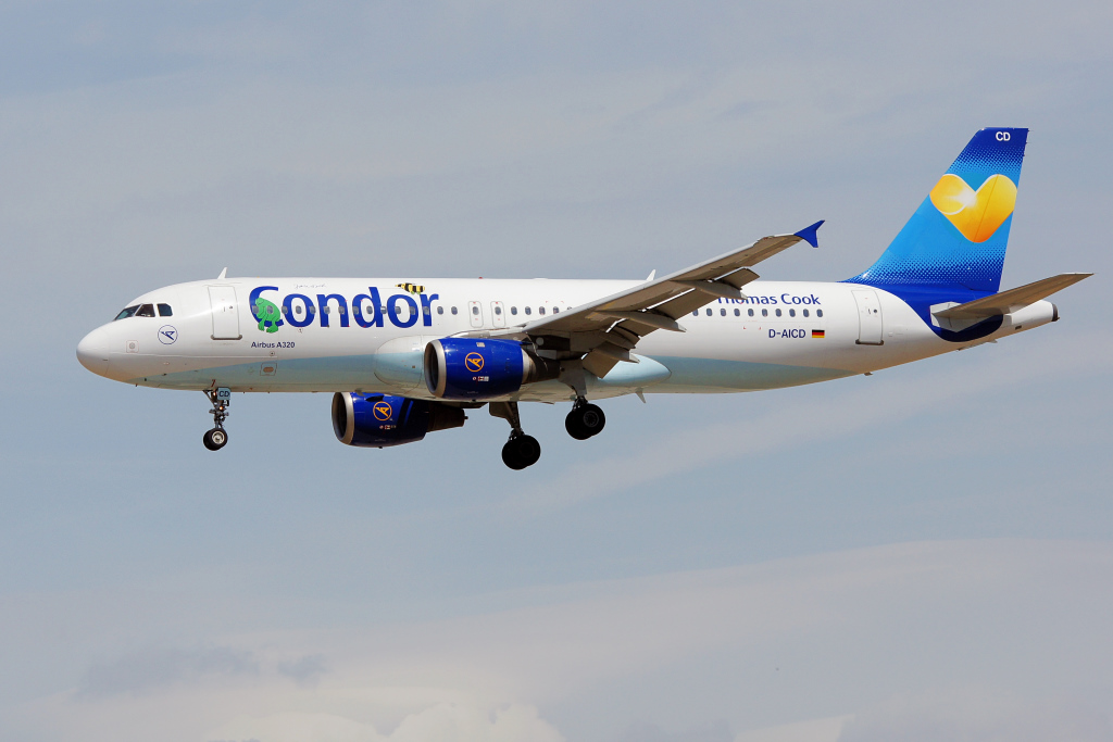 Condor Flugdienst D-AICD Airbus A320-212 EDDF-FRA, 22.07.2015