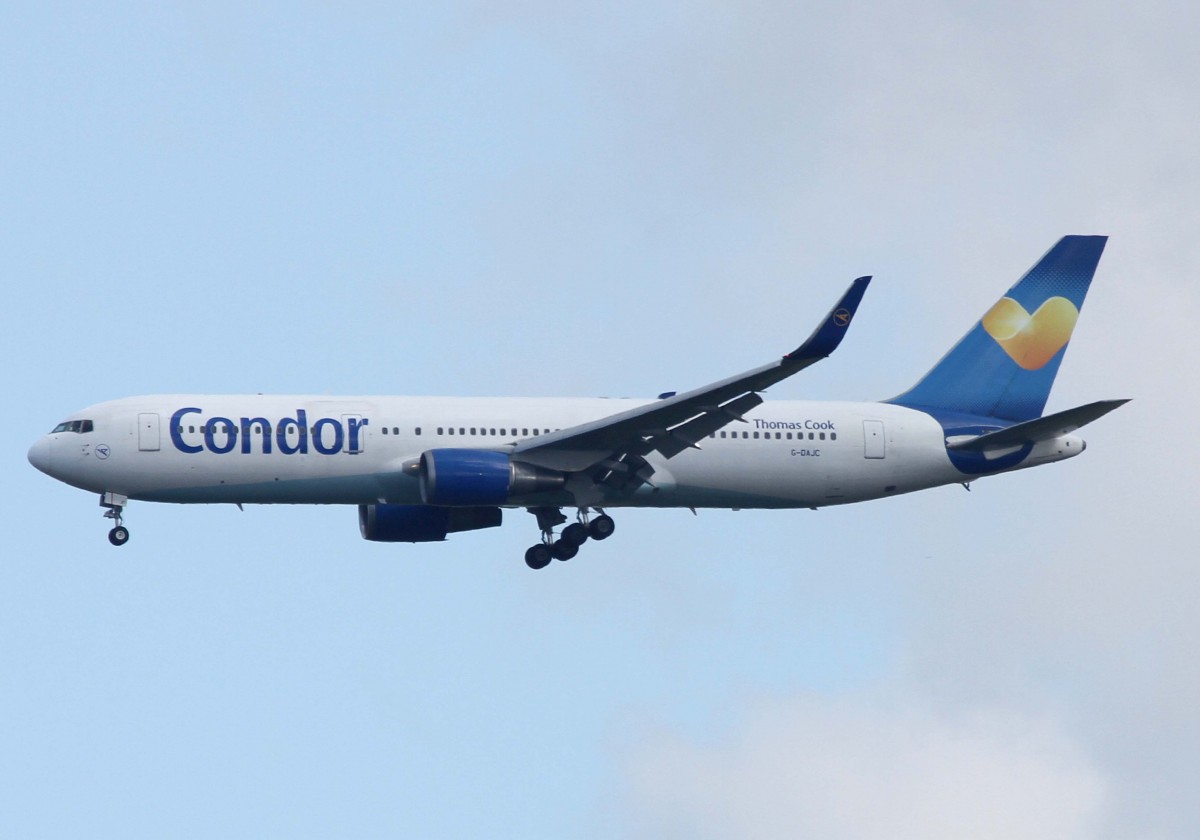 Condor, G-DAJC, Boeing, 767-300 ER (TC-Lease & Mischlackierung  Sunny Hart ), 18.04.2014, FRA-EDDF, Frankfurt, Germany