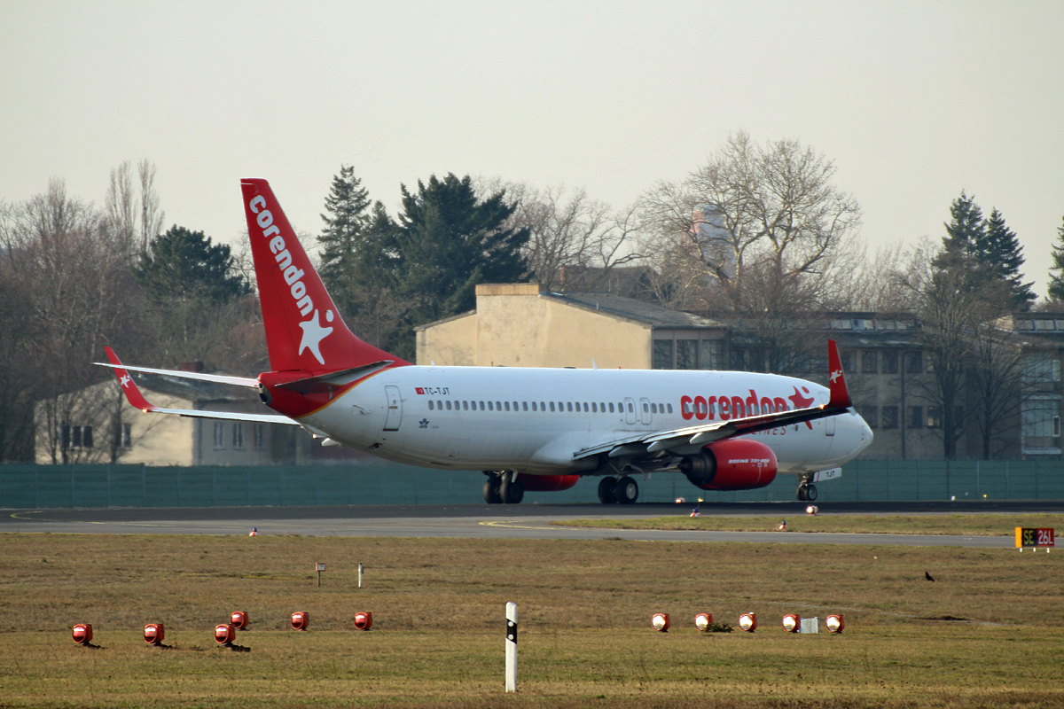 Corendon, Boeing B 737-8HC, TC-TJT, TXL, 17.02.2019