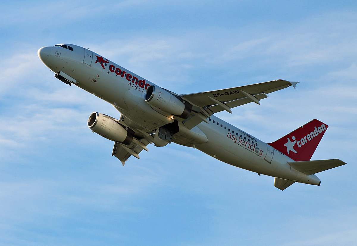 Corendon (Global Aviation), Airbus A 320-231, ZS-GAW, TXL, 06.10.2019