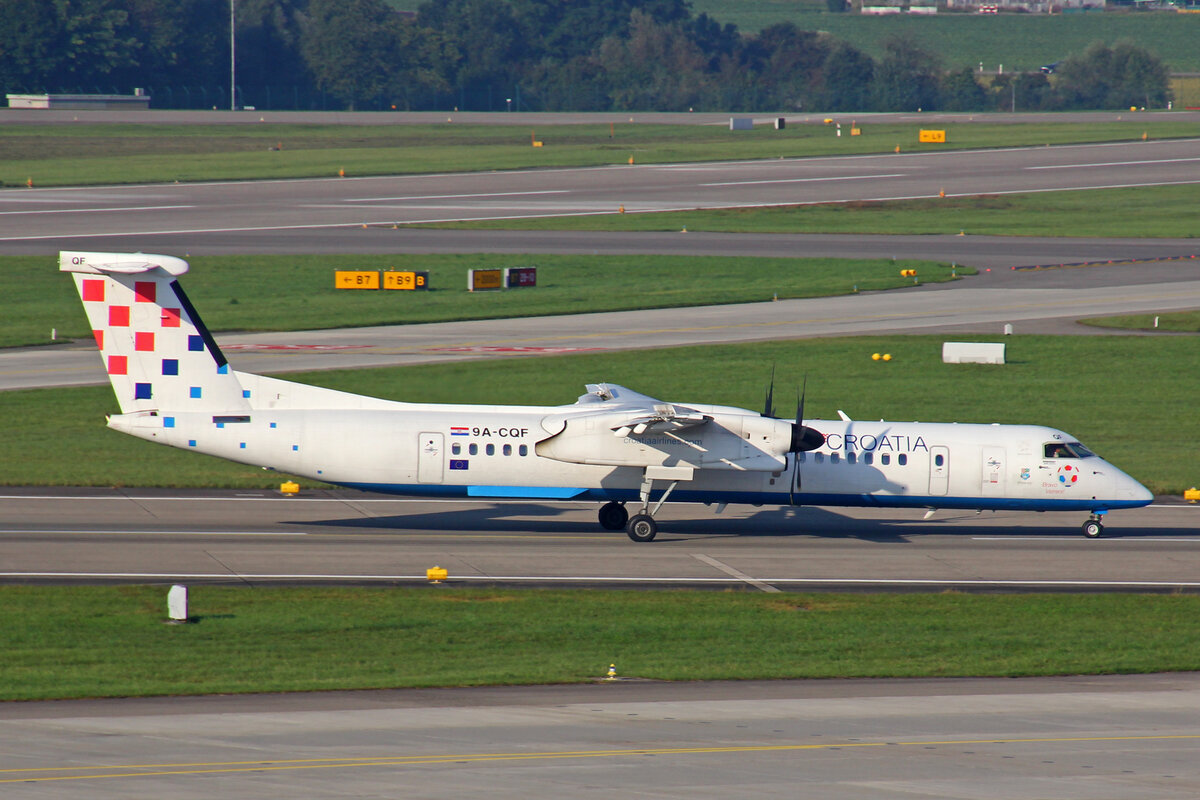 Croatia Airlines, 9A-CQF, Bombardier DHC-8 402, msn: 4301,  Primorje ,  Bravo Vatreni Fussball Sticker, 04.September 2021, ZRH Zürich, Switzerland.