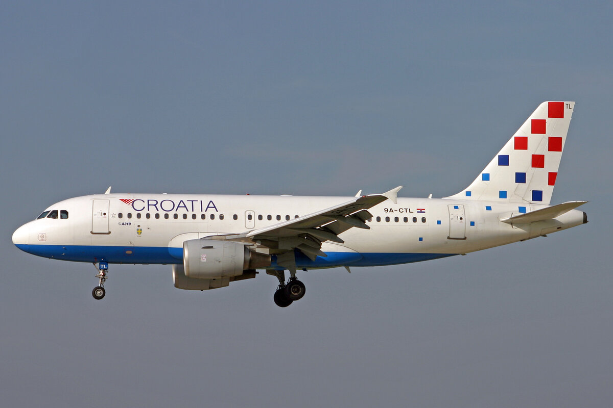 Croatia Airlines, 9A-CTL, Airbus A319-112, msn: 1252,  Pula , 25.April 2007, ZRH Zürich, Switzerland.