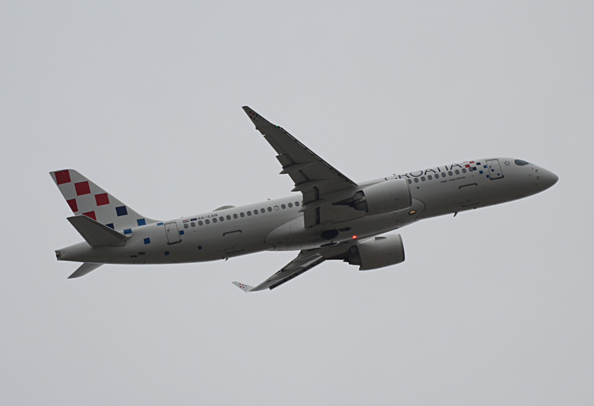 Croatia Airlines, Airbus A 220-371, 9A-CAN, BER, 12.04.2026