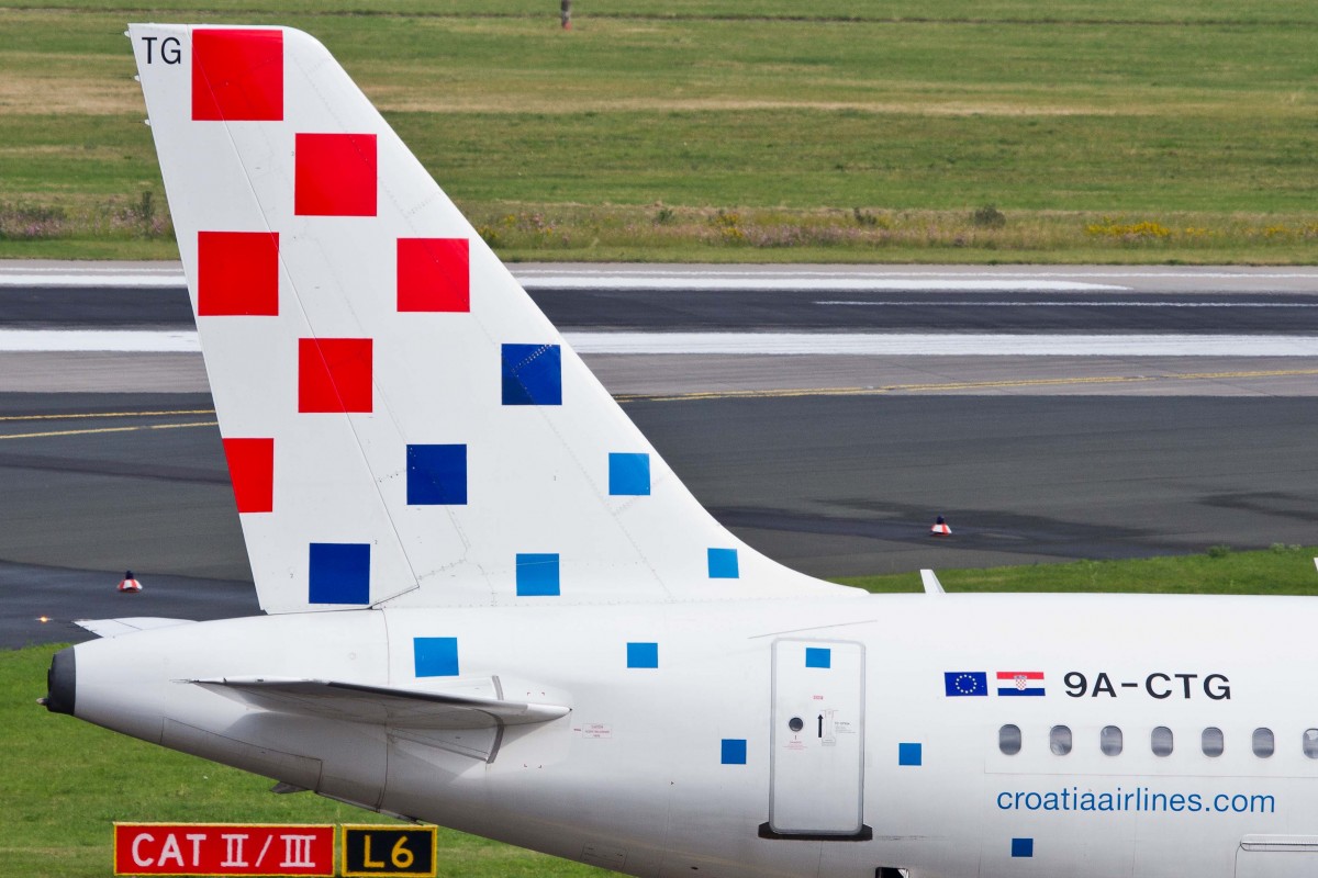Croatia Airlines (OU-CTN), 9A-CTG  Zadar , Airbus, A 319-112 (Seitenleitwerk/Tail ~ 25-years Godina-Sticker), 27.06.2015, DUS-EDDL, Düsseldorf, Germany