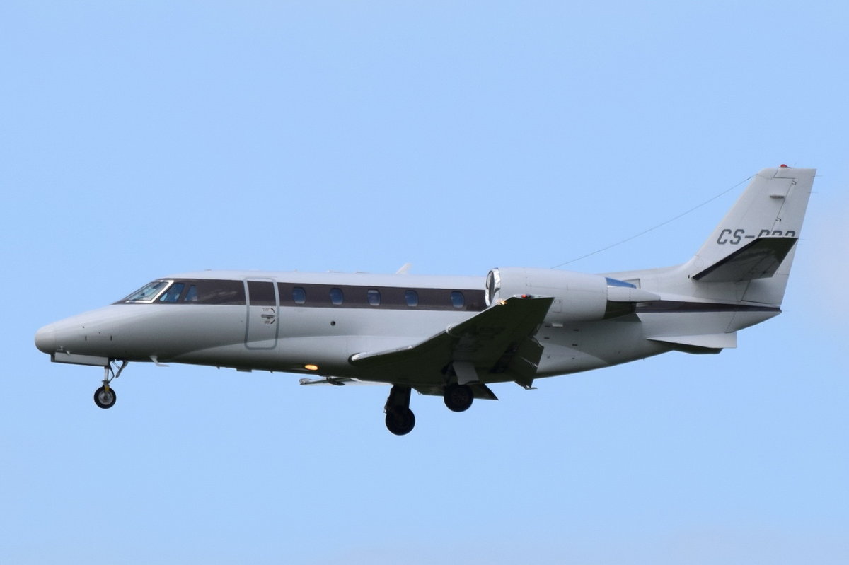 CS-DQB NetJets Europe Cessna 560XL Citation XLS  beim Anflug auf München am 15.05.2016