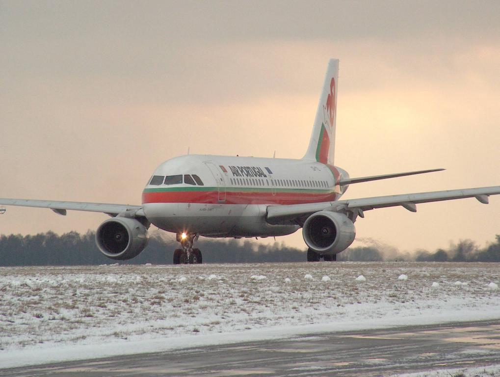 CS-TTL, Airbus A 319-100   Almeida Garrett  von TAP Air Portugal in Luxembourg