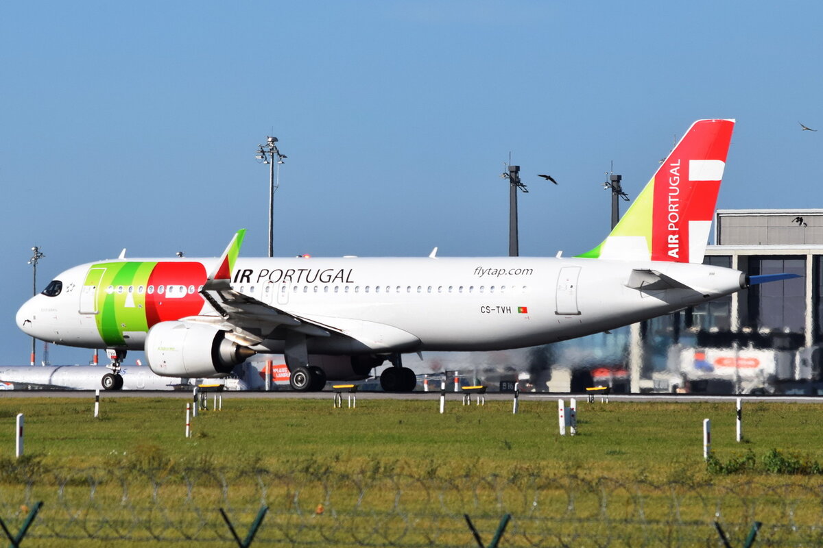 CS-TVH , TAP - Air Portugal , Airbus A320-251N , Berlin-Brandenburg  Willy Brandt  , BER , 24.10.2021
