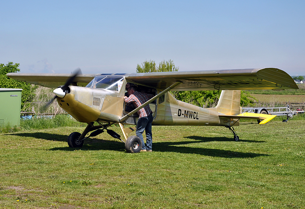 Culbi WT 01  Wild Thing  D-MWCL in Mggenhausen - 19.05.2013