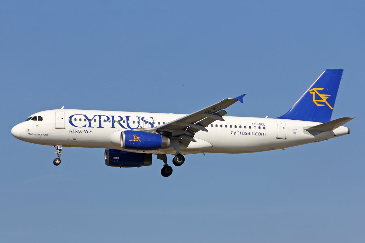 Cyprus Airways, 5B-DCL, Airbus A320-232, msn: 2334,  Pentadaktylos , 30.September 2012, FRA Frankfurt, Germany.