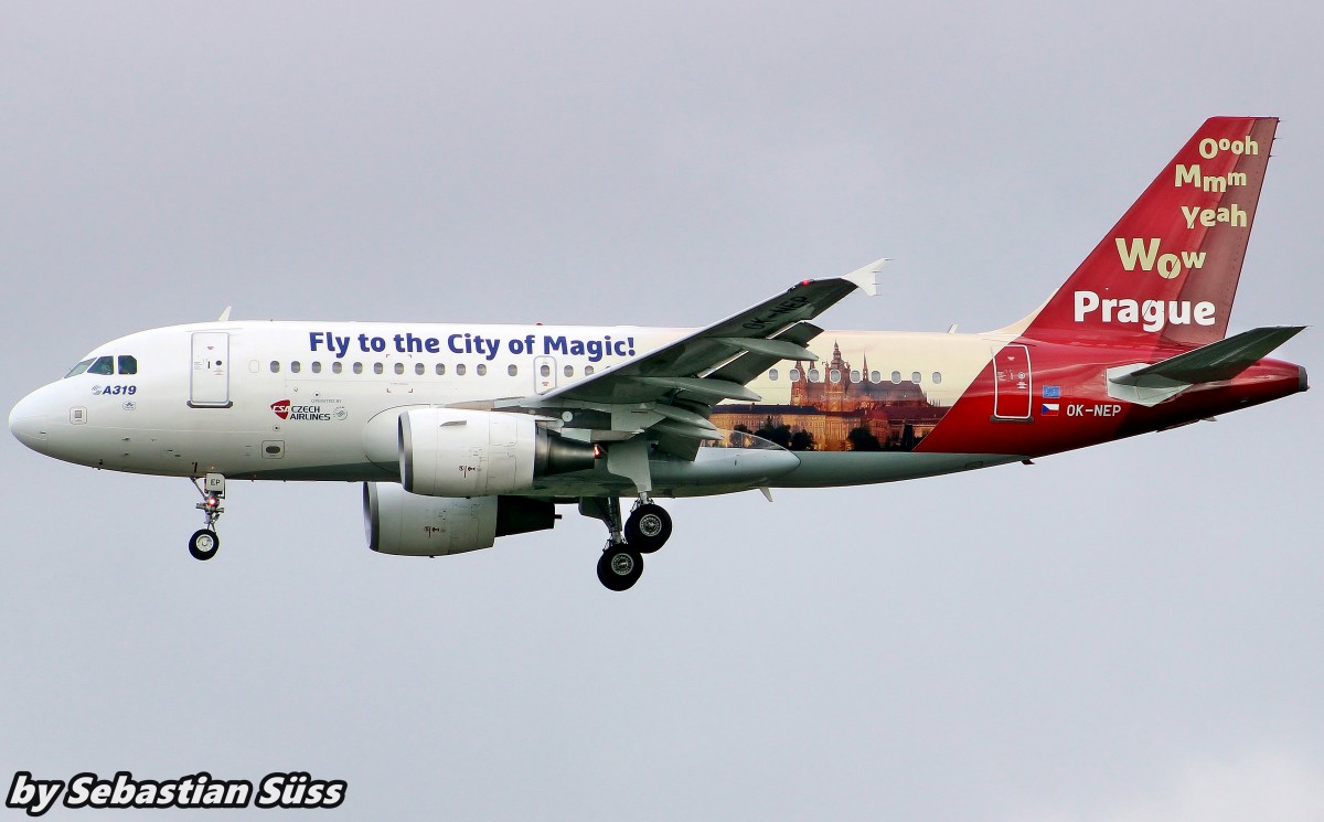 Czech Airlines A319 OK-NEP @ AMS. 1.4.15