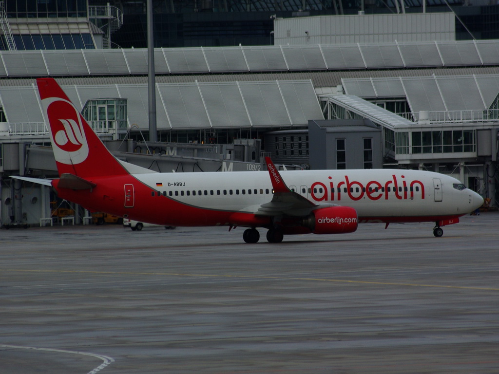 D-ABBJ Air Berlin Boeing 737-86Q(WL)    14.09.2013

Flughafen Mnchen