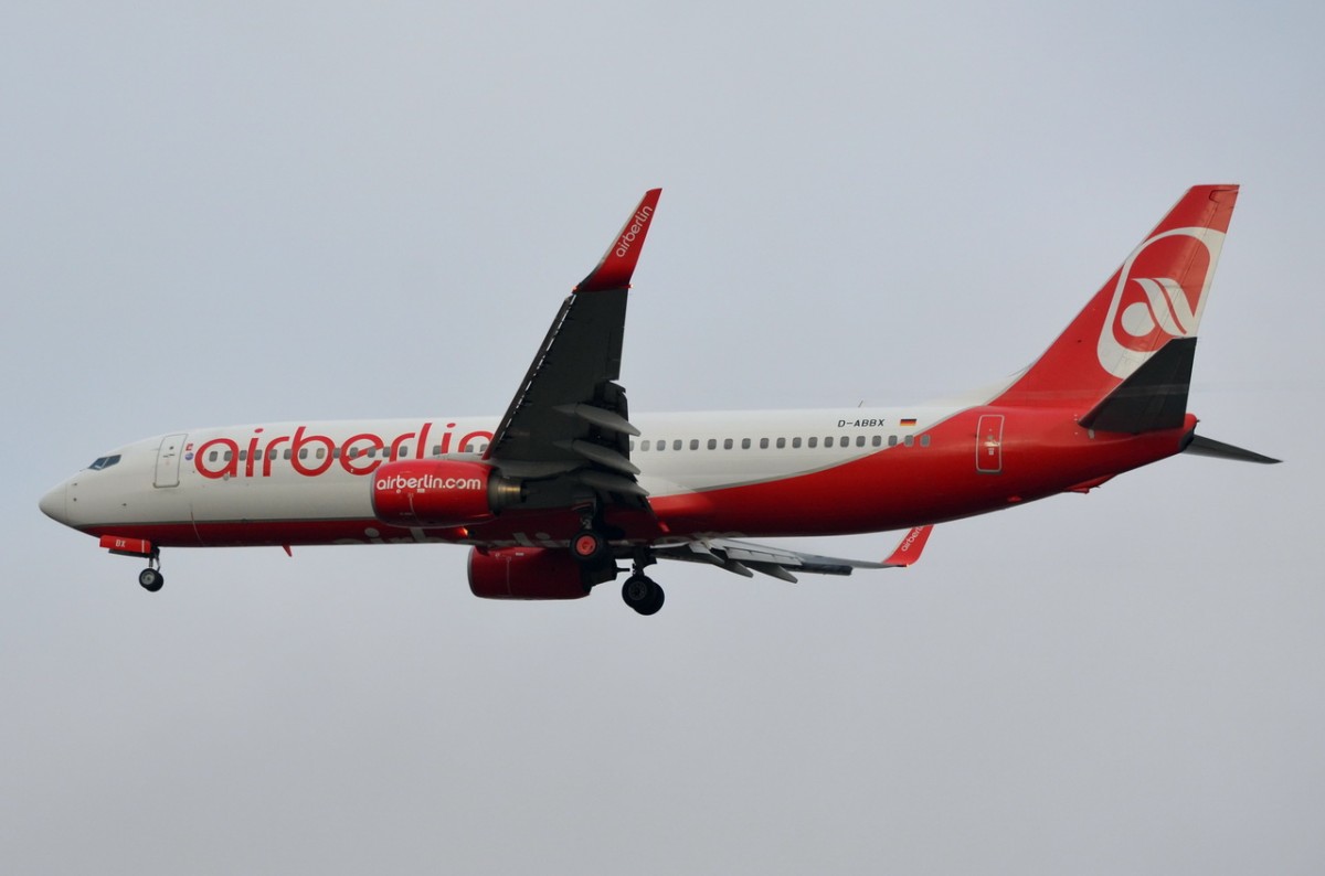 D-ABBX Air Berlin Boeing 737-808(WL)   Anflug Tegel am 21.11.2014