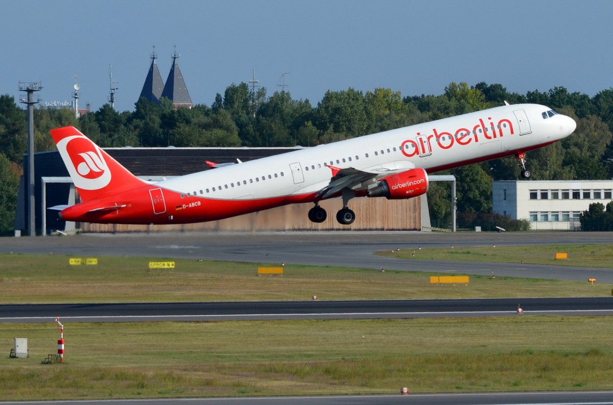 D-ABCB Air Berlin Airbus A321-211   gestartet am 03.09.2014 in Tegel
