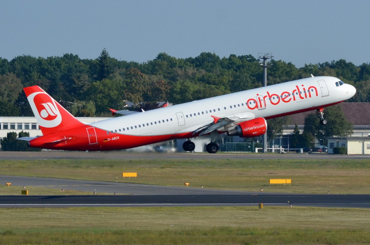 D-ABCK Air Berlin Airbus A321-211   gestartet am 04.09.2014 in Tegel