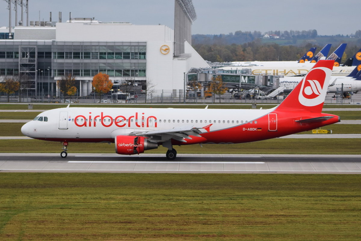 D-ABDK Air Berlin Airbus A320-214   , MUC , 23.10.2017