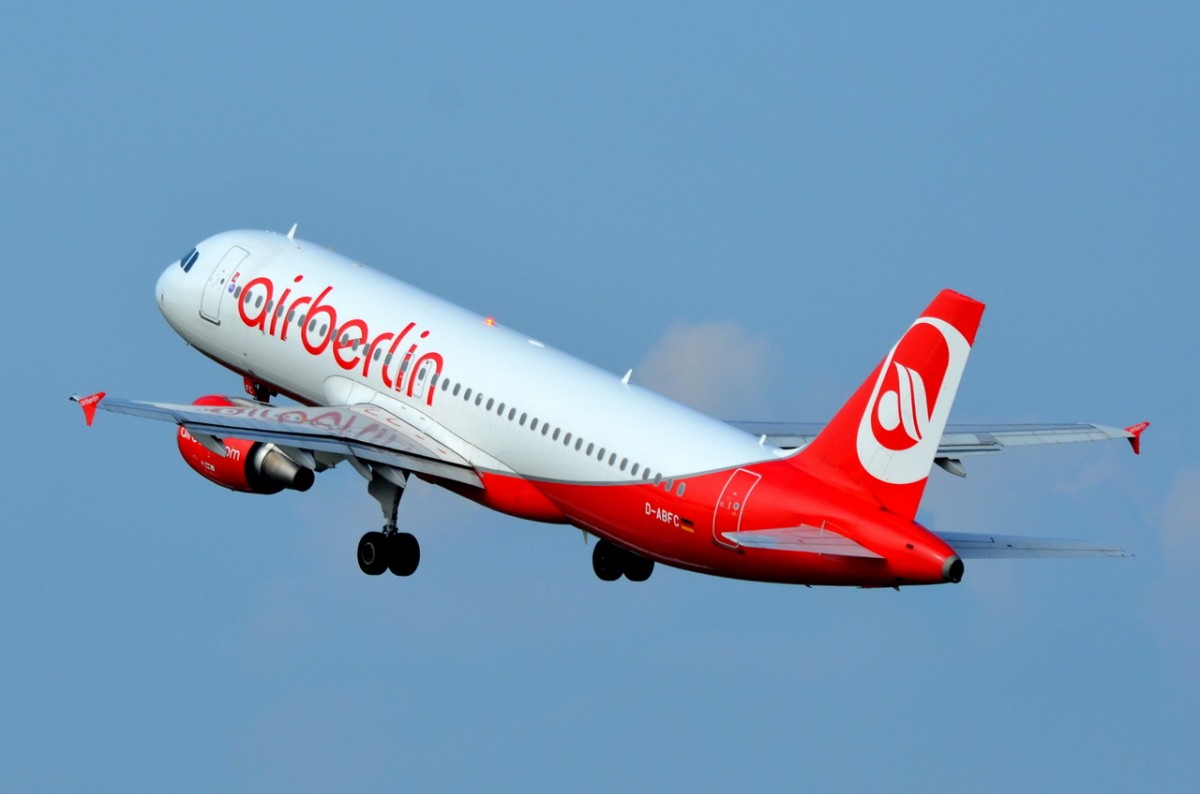 D-ABFC Air Berlin Airbus A320-214   am 08.09.2014 in Tegel gestartet