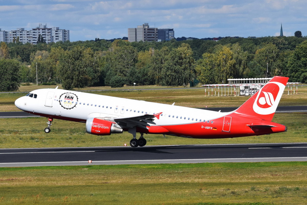 D-ABFK Air Berlin Airbus A320-214  , TXL , 22.09.2017