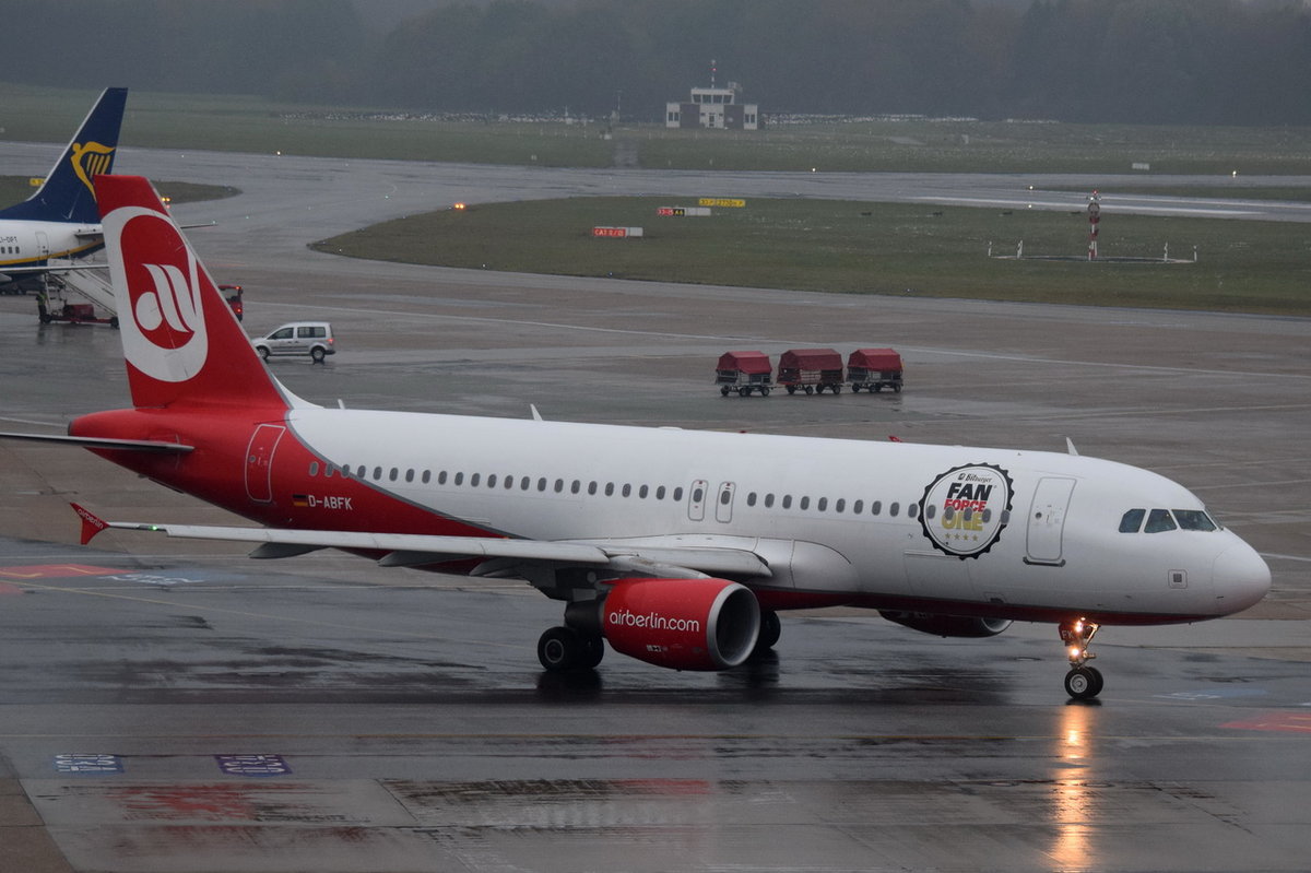 D-ABFK Air Berlin Airbus A320-214  , HAM , 10.11.2016