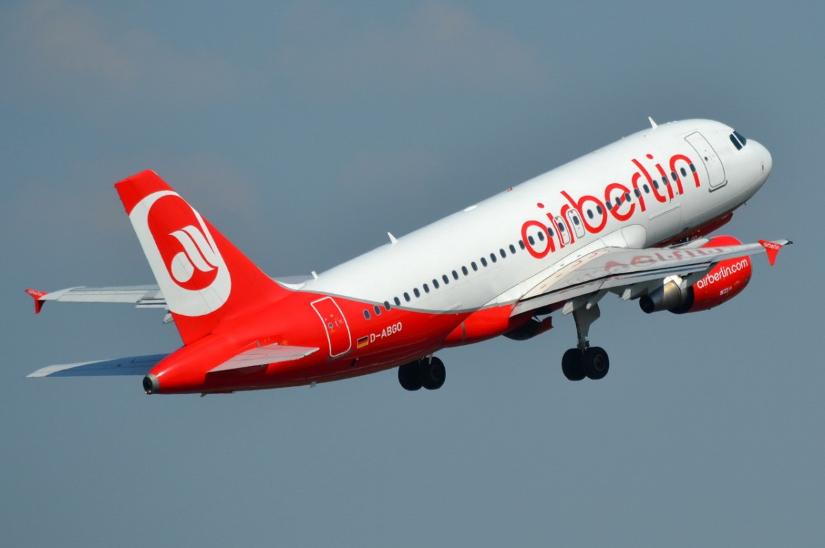 D-ABGO Air Berlin Airbus A319-112  gestartet in Tegel 25.04.2014