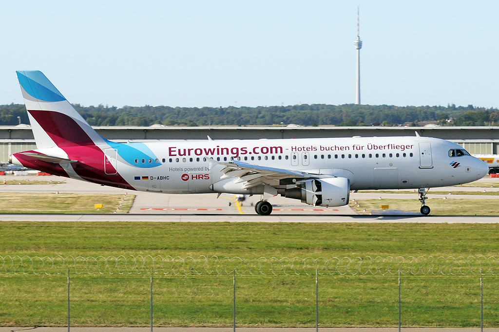 D-ABHC Airbus A320-214 18.09.2019 Von der einen Seite ...