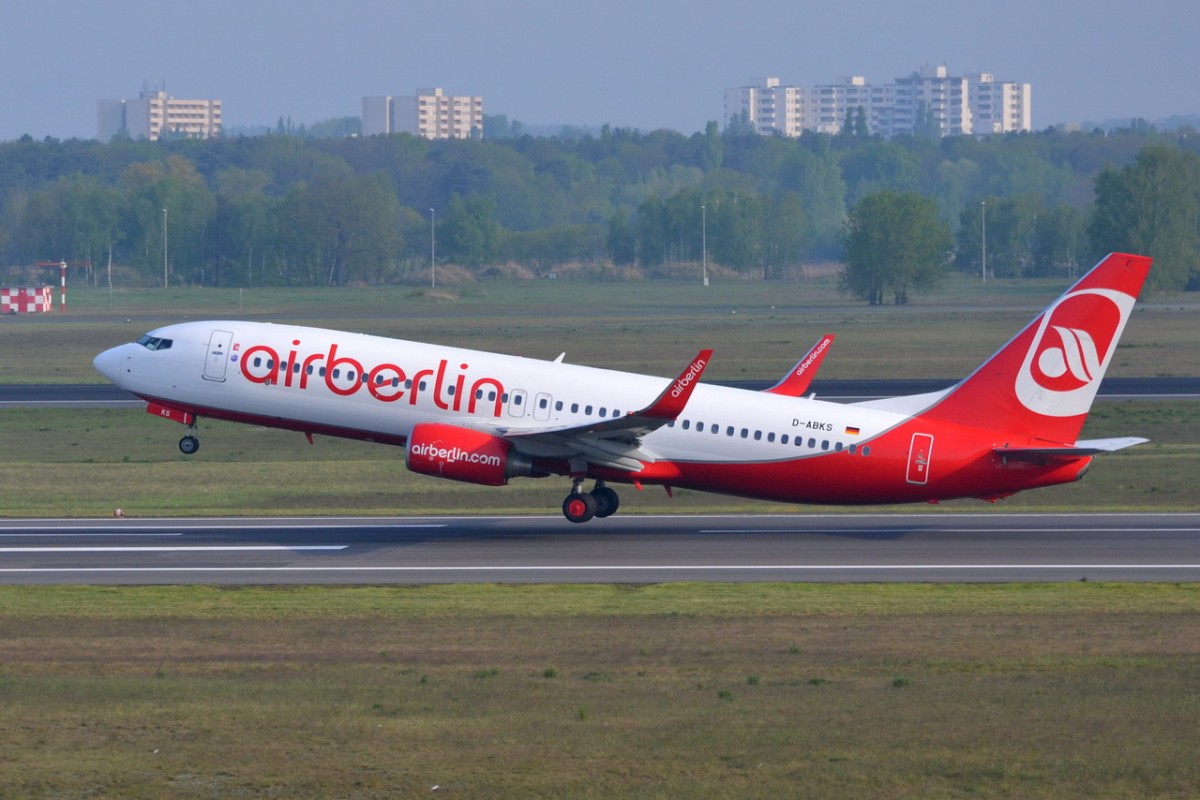 D-ABKS Air Berlin Boeing 737-86J (WL)  Start in Tegel  23.04.2014
