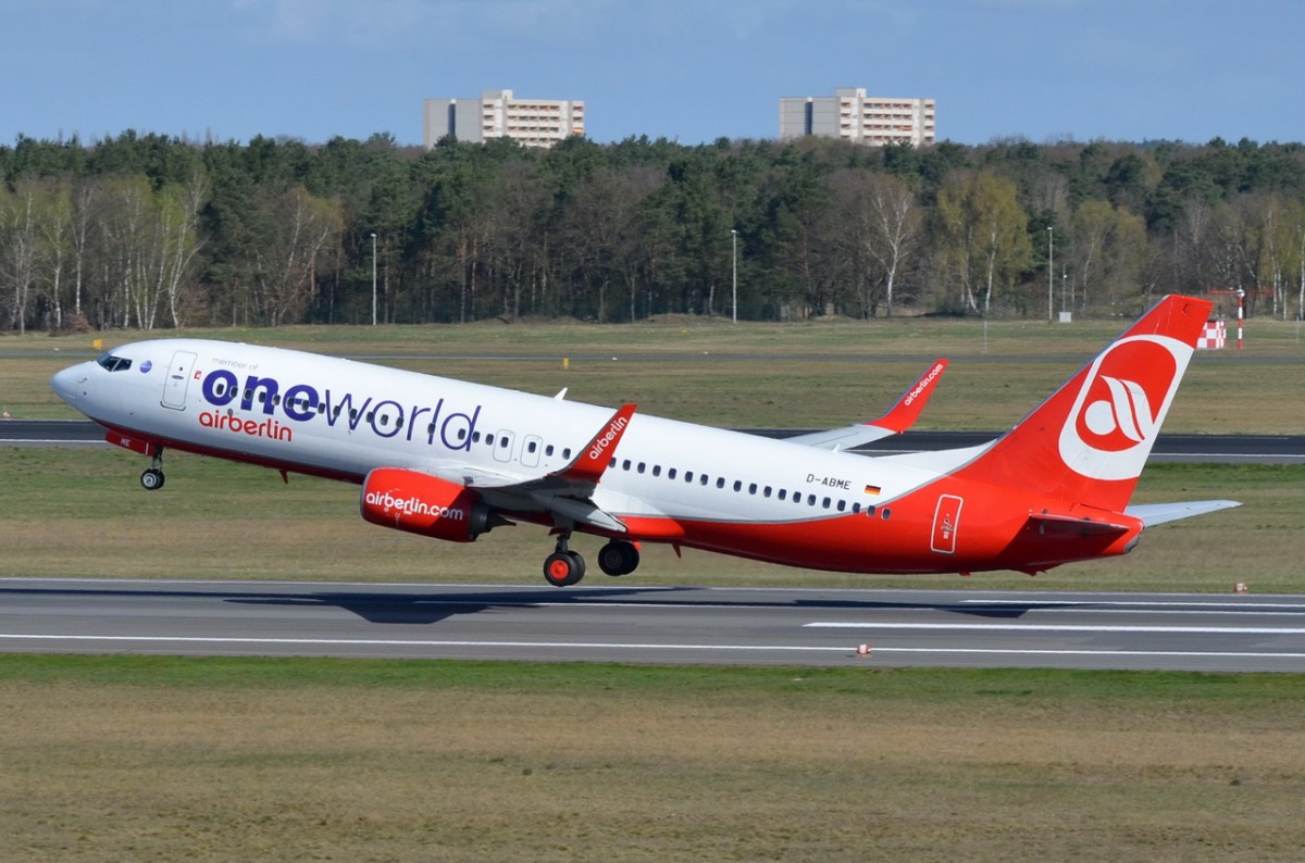 D-ABME Air Berlin Boeing 737-86J(WL)  gestartet am 16.04.2015 in Tegel
