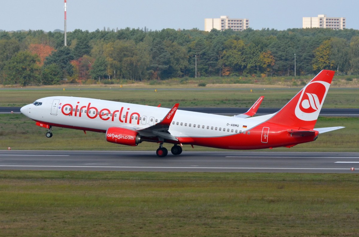 D-ABMQ Air Berlin Boeing 737-86J (WL)  beim Start in Tegel am 14.10.2014