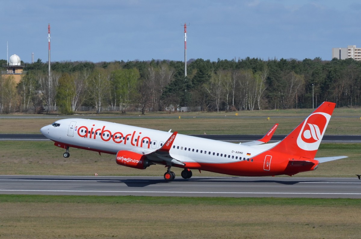 D-ABMR Air Berlin Boeing 737-86J(WL)  beim Start in Tegel  16.04.2015