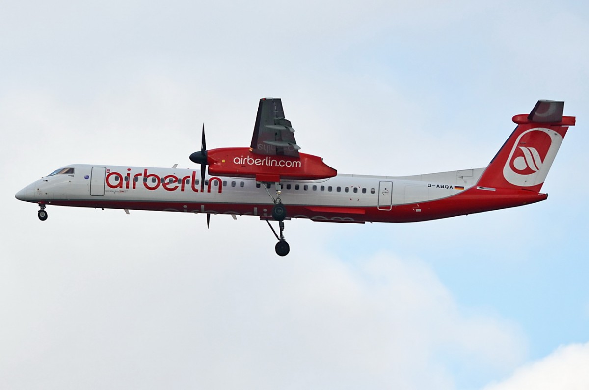 D-ABQA Air Berlin De Havilland Canada DHC-8-402Q Dash 8   beim Anflug in Tegel am 25.02.2015