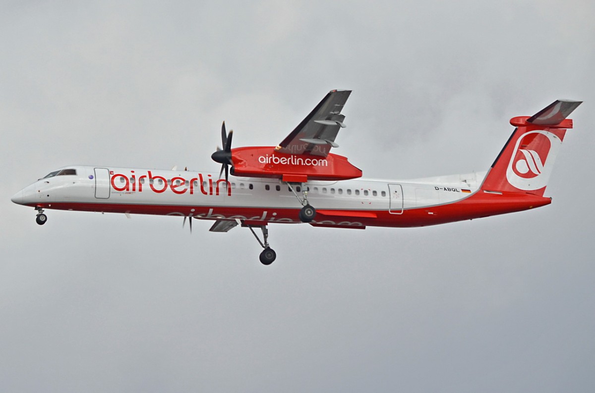 D-ABQL Air Berlin De Havilland Canada DHC-8-402Q Dash 8   in Tegel beim Anflug am 03.03.2015