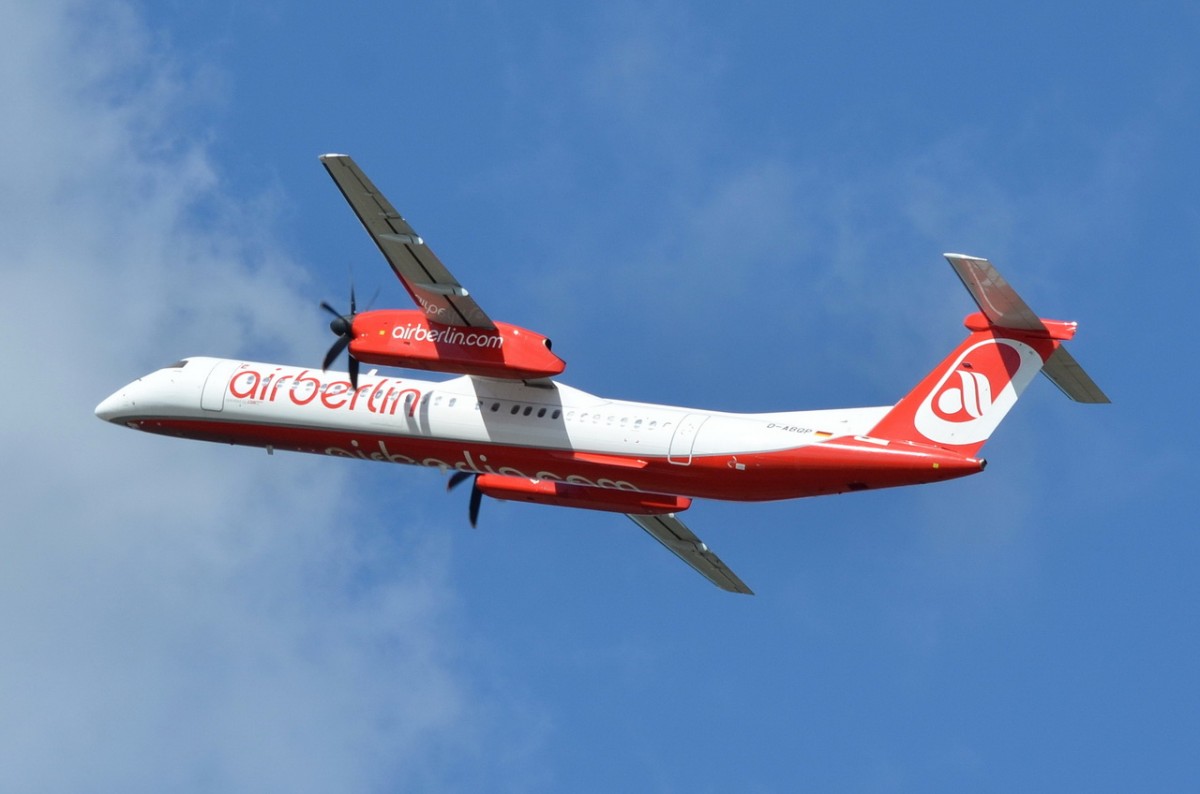 D-ABQP Air Berlin De Havilland Canada DHC-8-402Q Dash 8   in Tegel gestartet  16.04.2015
