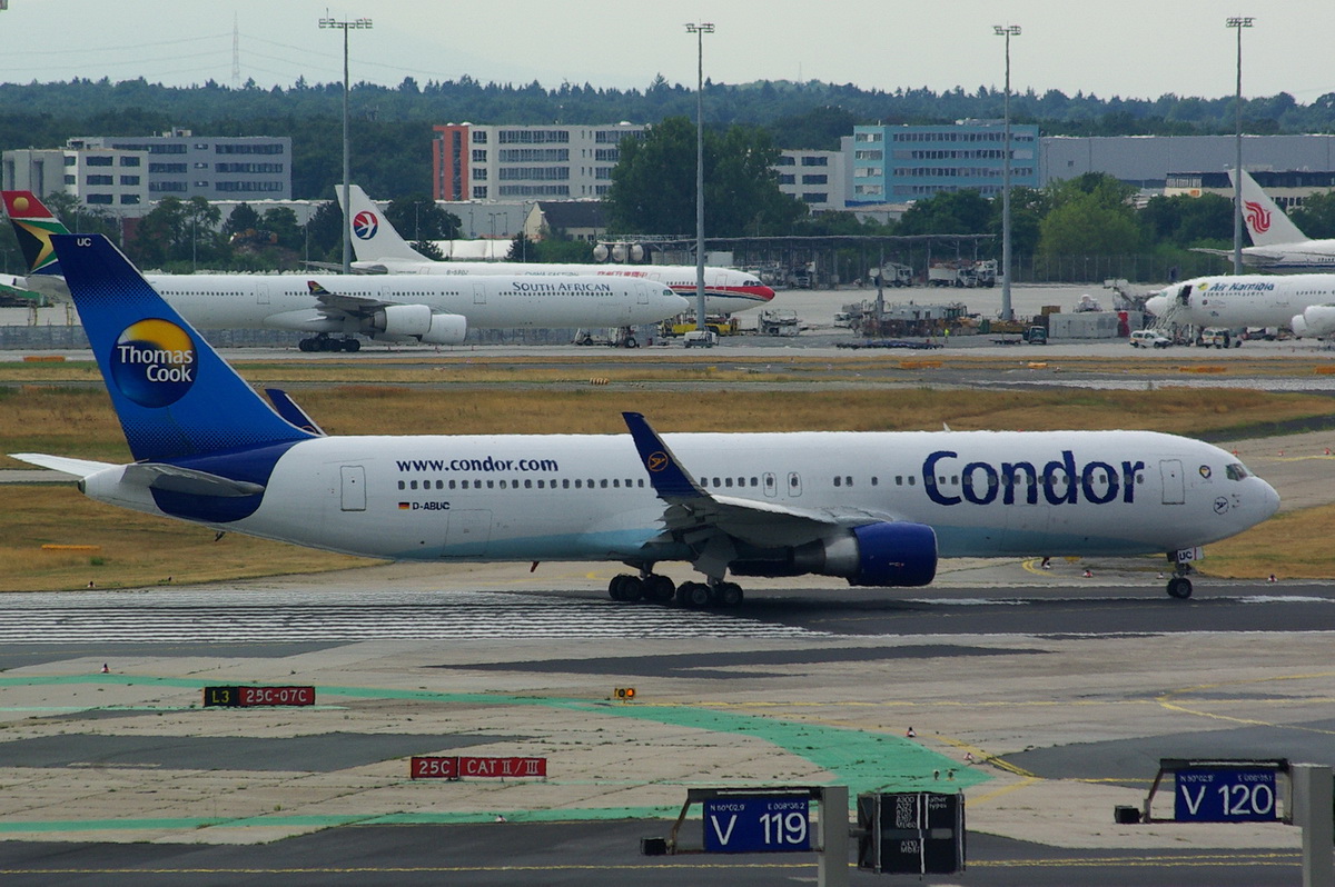 D-ABUC  Condor (Thomas Cook)  Boeing 767-330 ER   08.08.2013

Flughafen Frankfurt