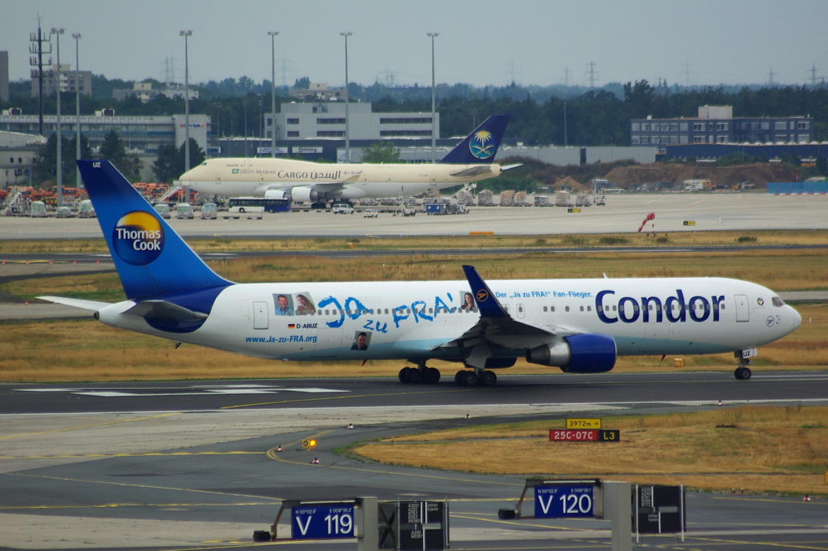 D-ABUZ  Condor Boeing 767-330ER    08.08.2013

Flughafen Frankfurt