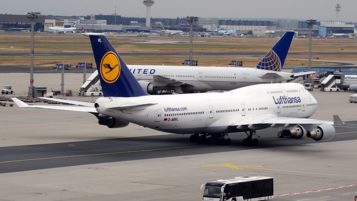 D-ABVL Lufthansa Boeing 747-430   08.08.2013

Flughafen Frankfurt