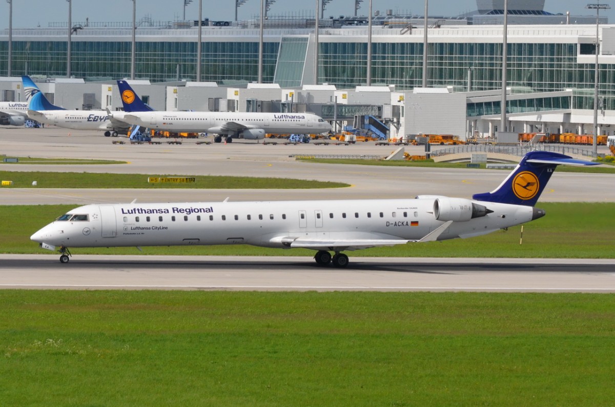 D-ACKA Lufthansa CityLine Canadair CL-600-2D24 Regional Jet CRJ-900LR   in München gelandet am 10.05.2015