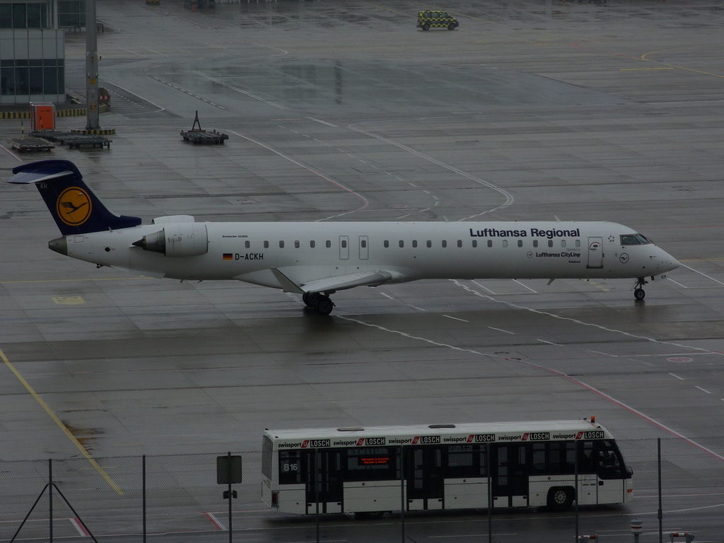 D-ACKH Lufthansa CityLine Canadair CL-600-2D24 Regional Jet CRJ-900LR  

14.09.2013   Flughafen Mnchen