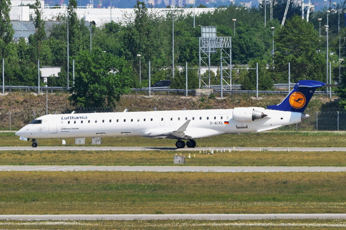 D-ACKL Lufthansa CityLine Canadair CL-600-2D24 Regional Jet CRJ-900LR  , MUC , 12.05.2018
