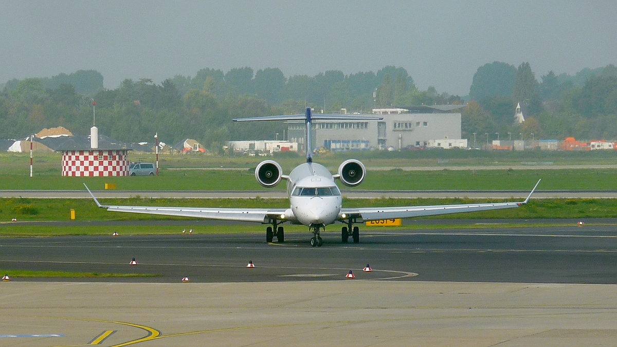 D-ACNJ - Bombardier CRJ-900LR - Eurowings in DUS, 23.9.14