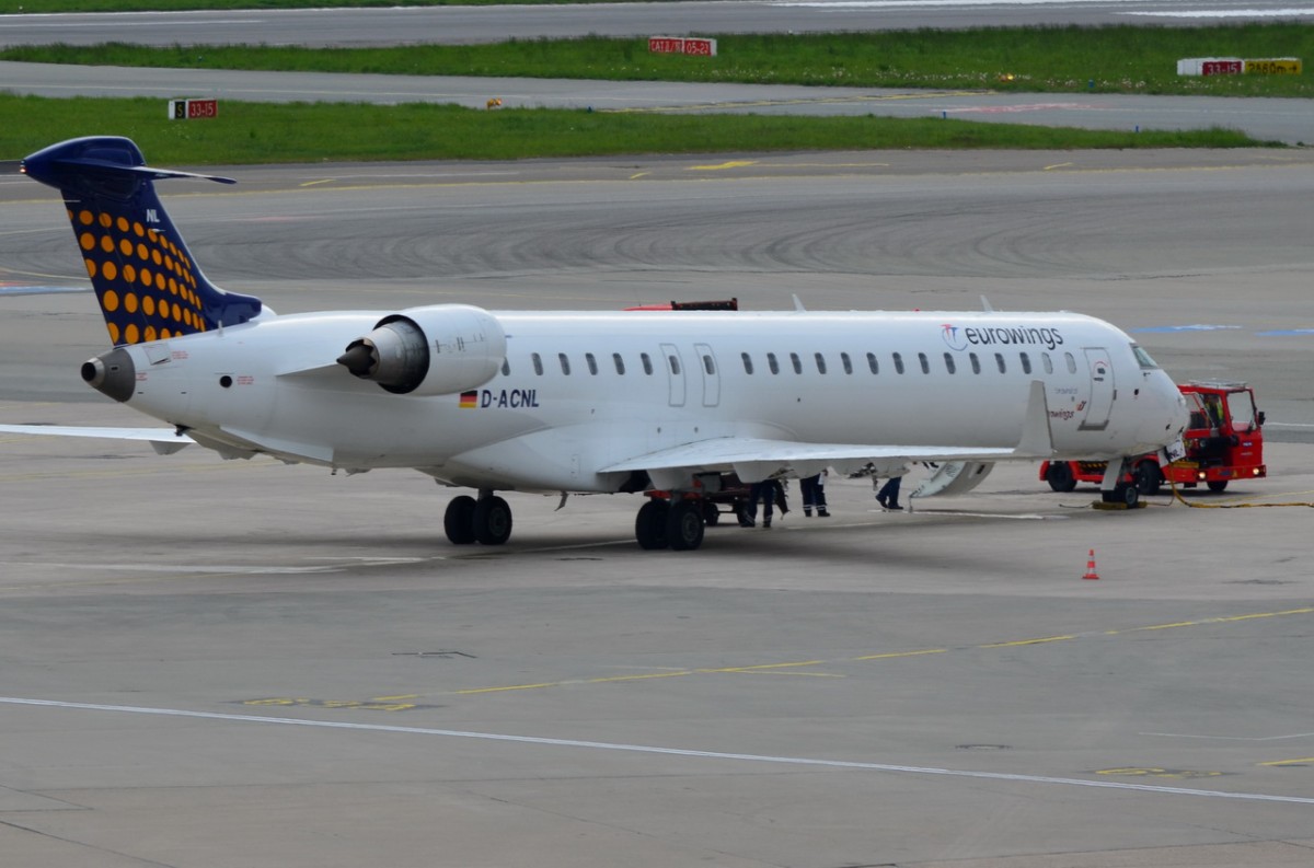 D-ACNL Eurowings Canadair CL-600-2D24 Regional Jet CRJ-900LR   in Hamburg 04.05.2014