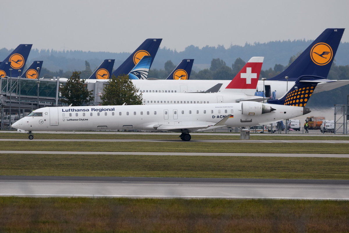 D-ACNL Eurowings Canadair CL-600-2D24 Regional Jet CRJ-900LR  , MUC , 14.10.2016