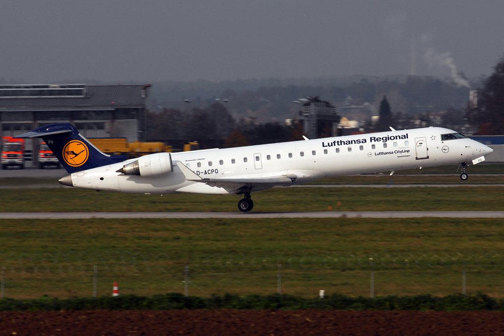 D-ACPO Canadair Regional Jet CRJ-701ER 11.11.2014
