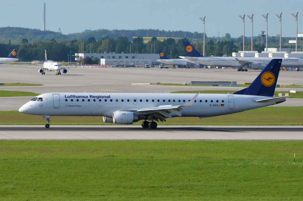 D-AEBJ Lufthansa CityLine Embraer ERJ-195LR (ERJ-190-200 LR)  gelandet in München  10.05.2015