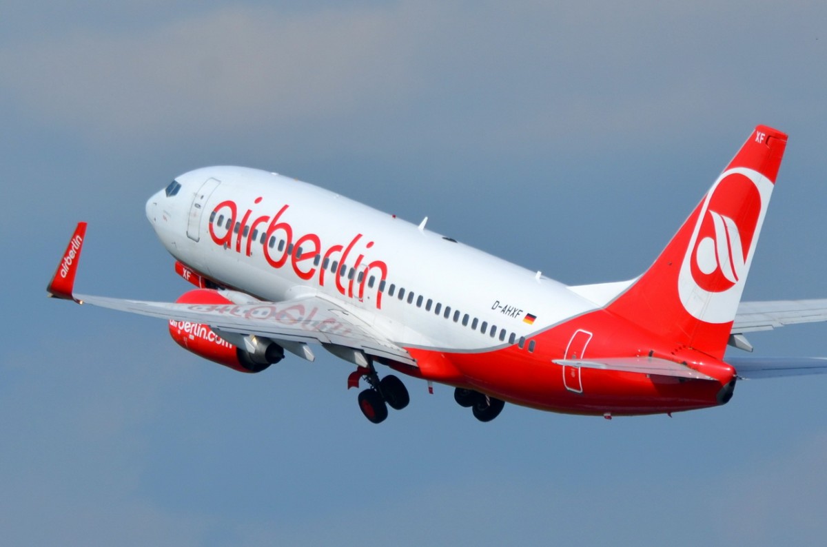 D-AHXF Air Berlin Boeing 737-7K5 (WL)   am 21.08.2014 in Tegel gestartet