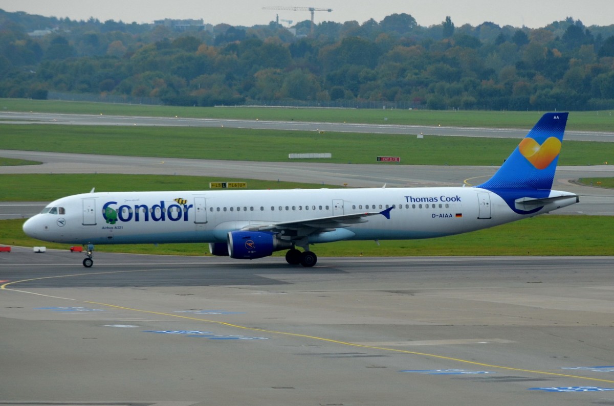 D-AIAA Condor Airbus A321-211   in Hamburg zum Gate   20.10.2015