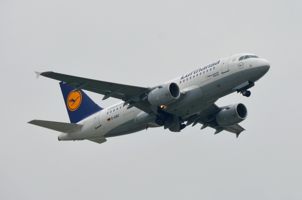 D-AIBC Lufthansa Airbus A319-112  Siegburg  in München gestartet am 15.05.2015