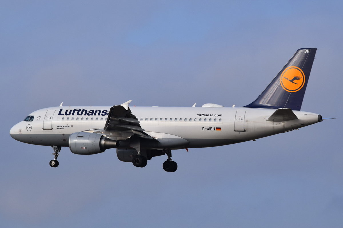 D-AIBH Lufthansa Airbus A319-112  Herborn   , FRA , 07.12.2017