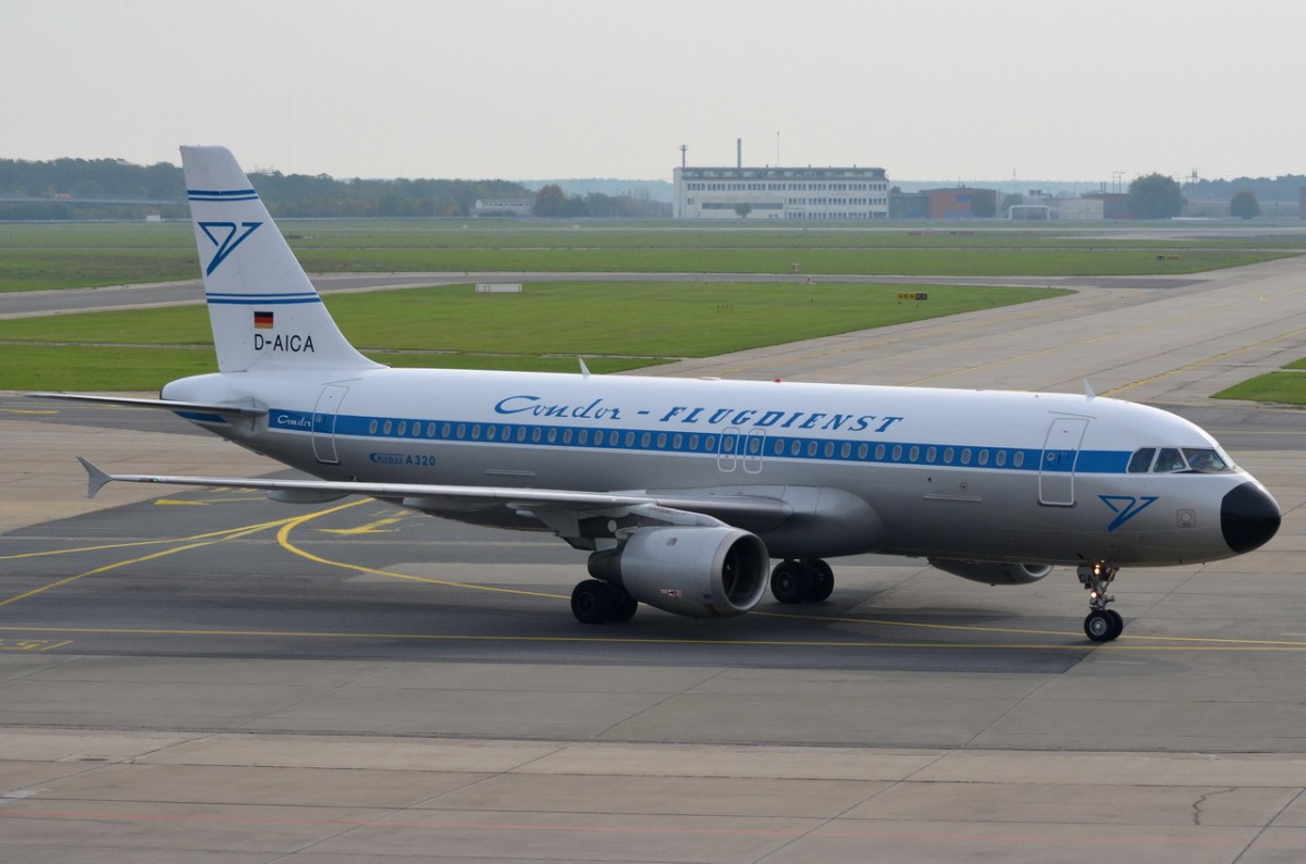 D-AICA Condor Airbus A320-212    in Schönefeld gelandet am 13.10.2014